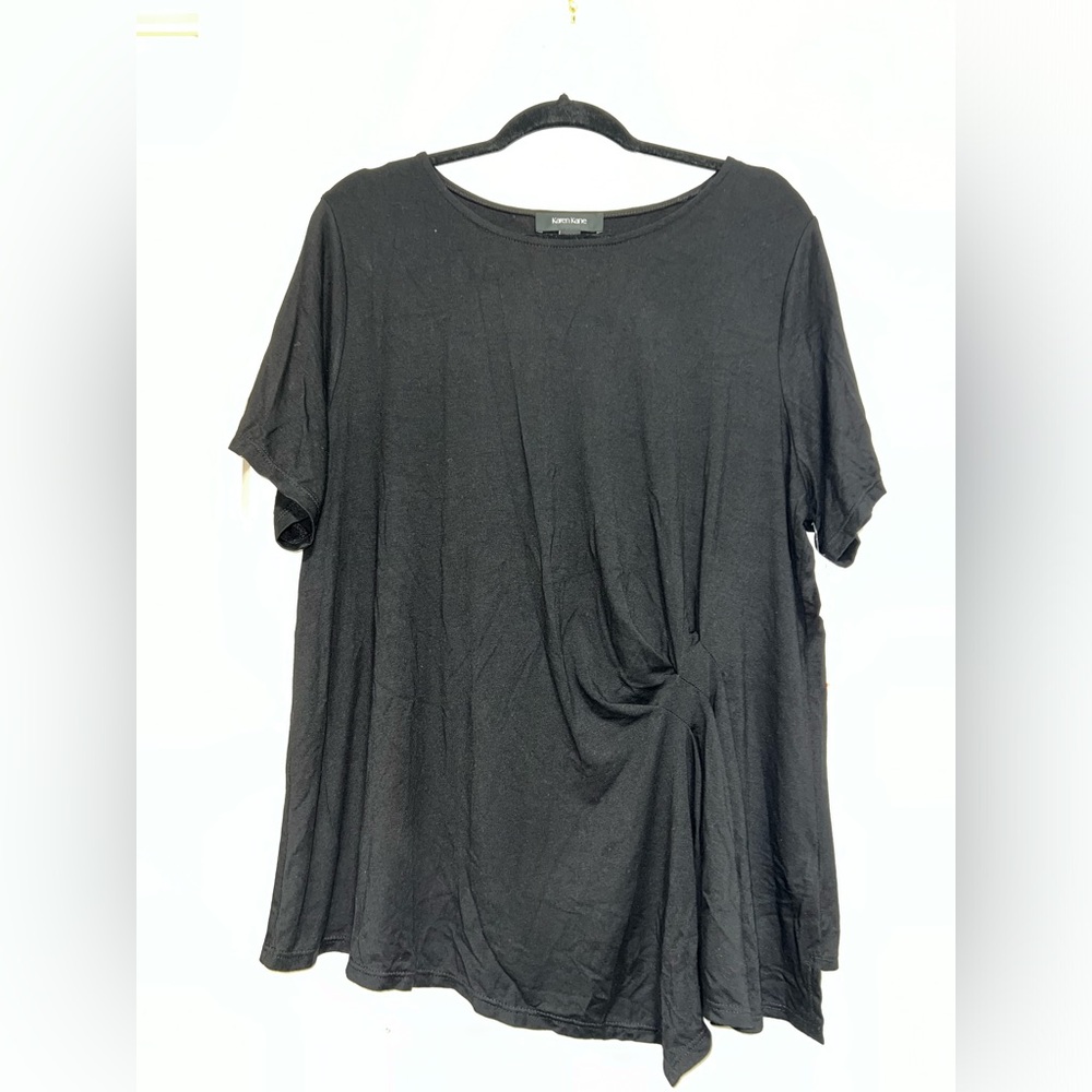 Karen Kane Black Short Sleeve Tee